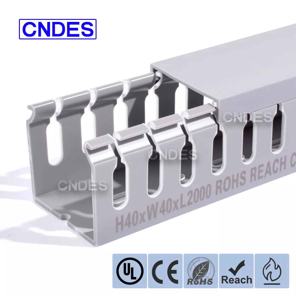 40×40-es PVC kábelcsatorna fedéllel